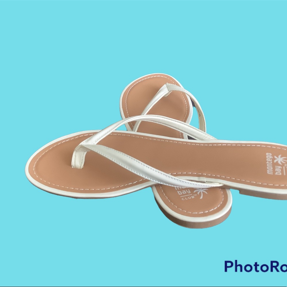 Like new MONTEGO BAY SANDALS
